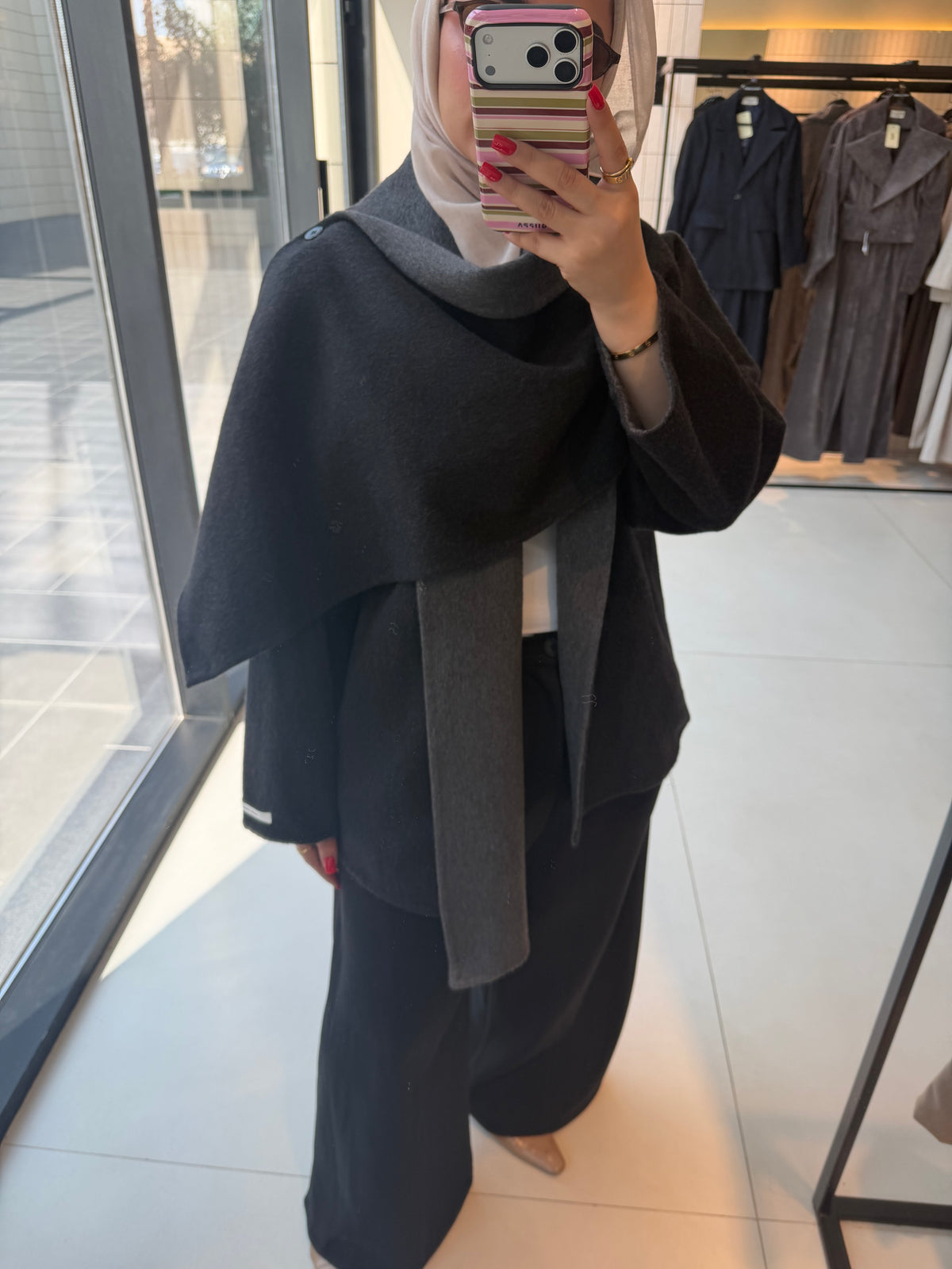 WINTER BLACK GRAY JACKET SCART