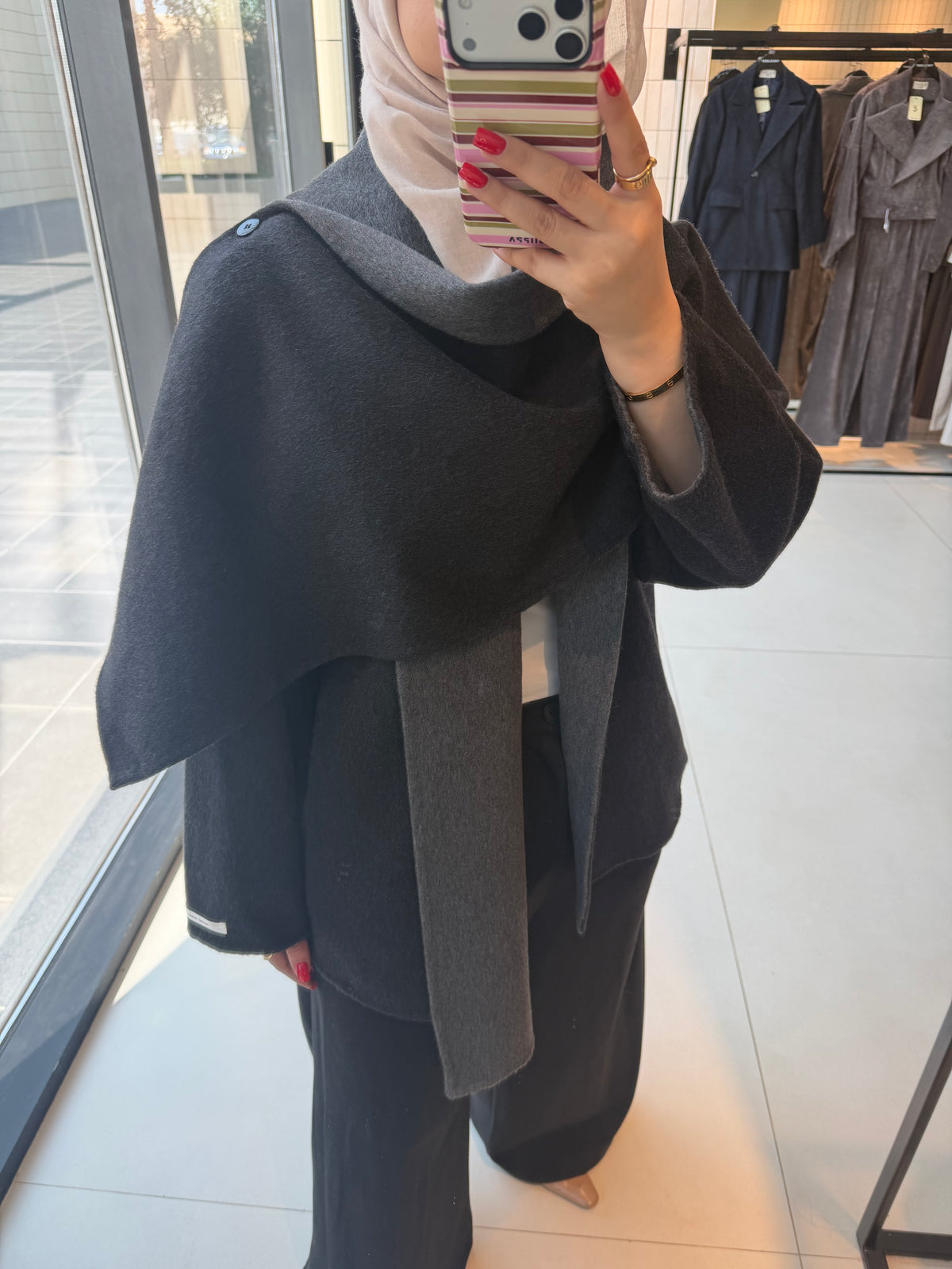 WINTER BLACK GRAY JACKET SCART