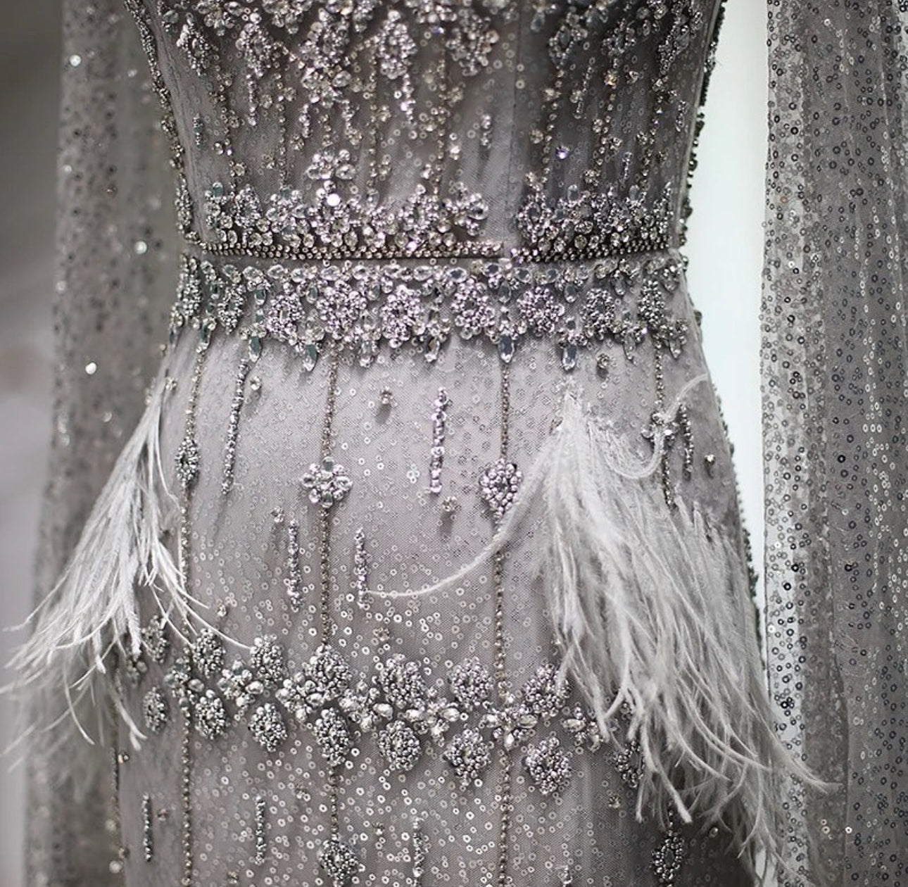 LUXURY SILVER
